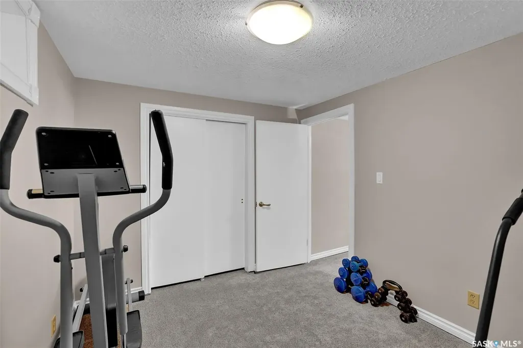 961 Garry Street Regina SK S4T 5R1