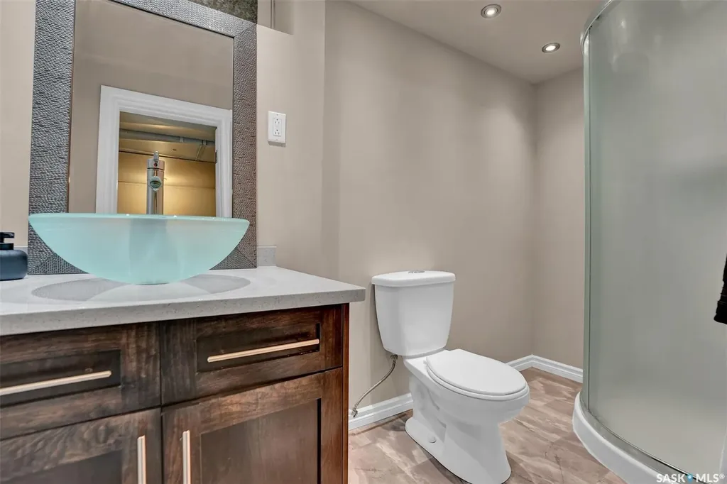961 Garry Street Regina SK S4T 5R1