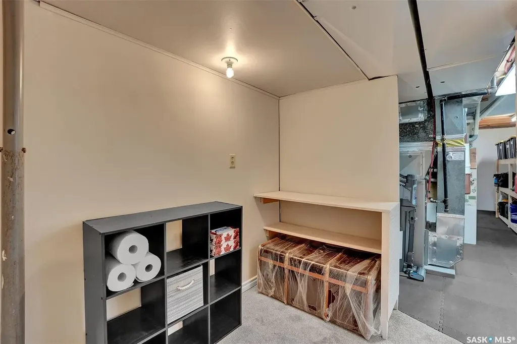 961 Garry Street Regina SK S4T 5R1
