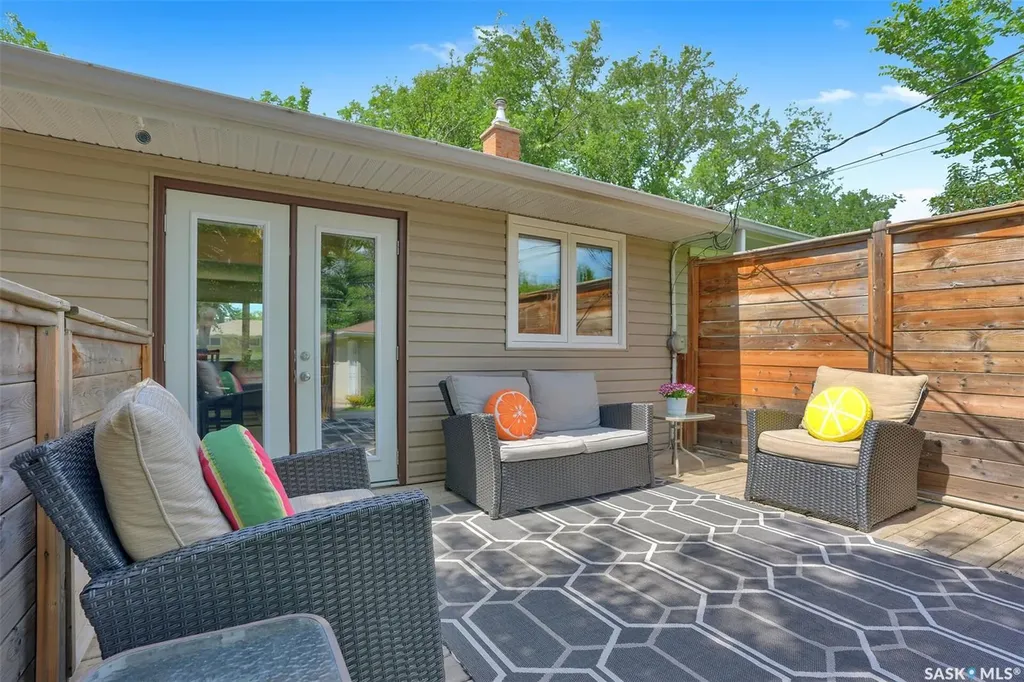 961 Garry Street Regina SK S4T 5R1