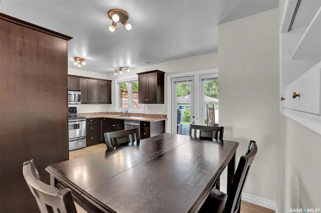 961 Garry Street Regina SK S4T 5R1