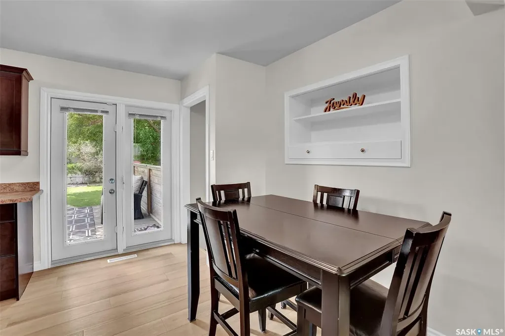 961 Garry Street Regina SK S4T 5R1