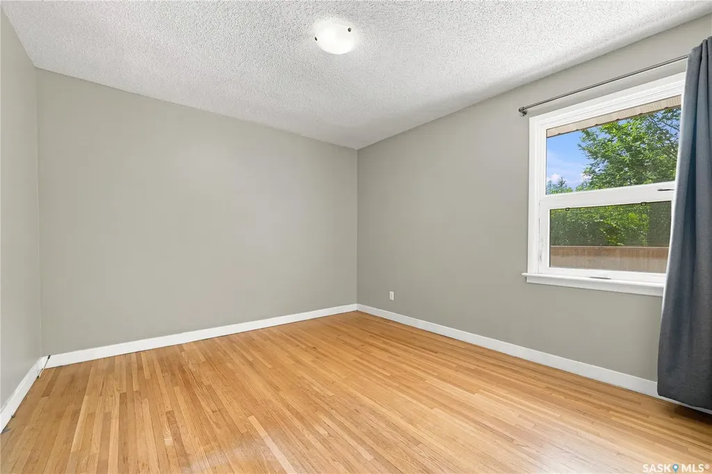 1116 Ewart Avenue Saskatoon SK S7H 2K3