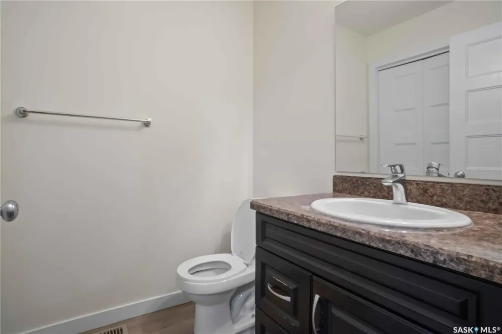5405 Jim Cairns Boulevard Regina SK S4W 0G1