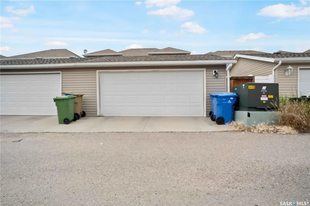 5405 Jim Cairns Boulevard Regina SK S4W 0G1
