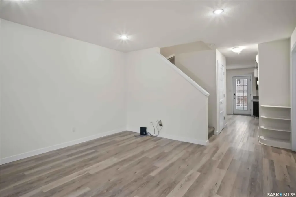 5405 Jim Cairns Boulevard Regina SK S4W 0G1