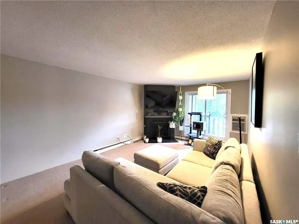 425 115th Street E Saskatoon SK S7N 2E5
