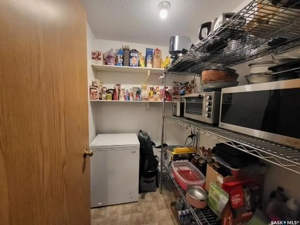 425 115th Street E Saskatoon SK S7N 2E5