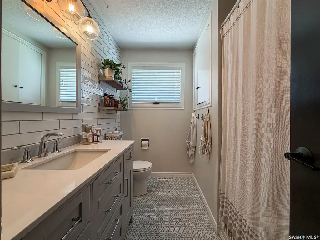 386 4th Street E Shaunavon SK S0N 2M0
