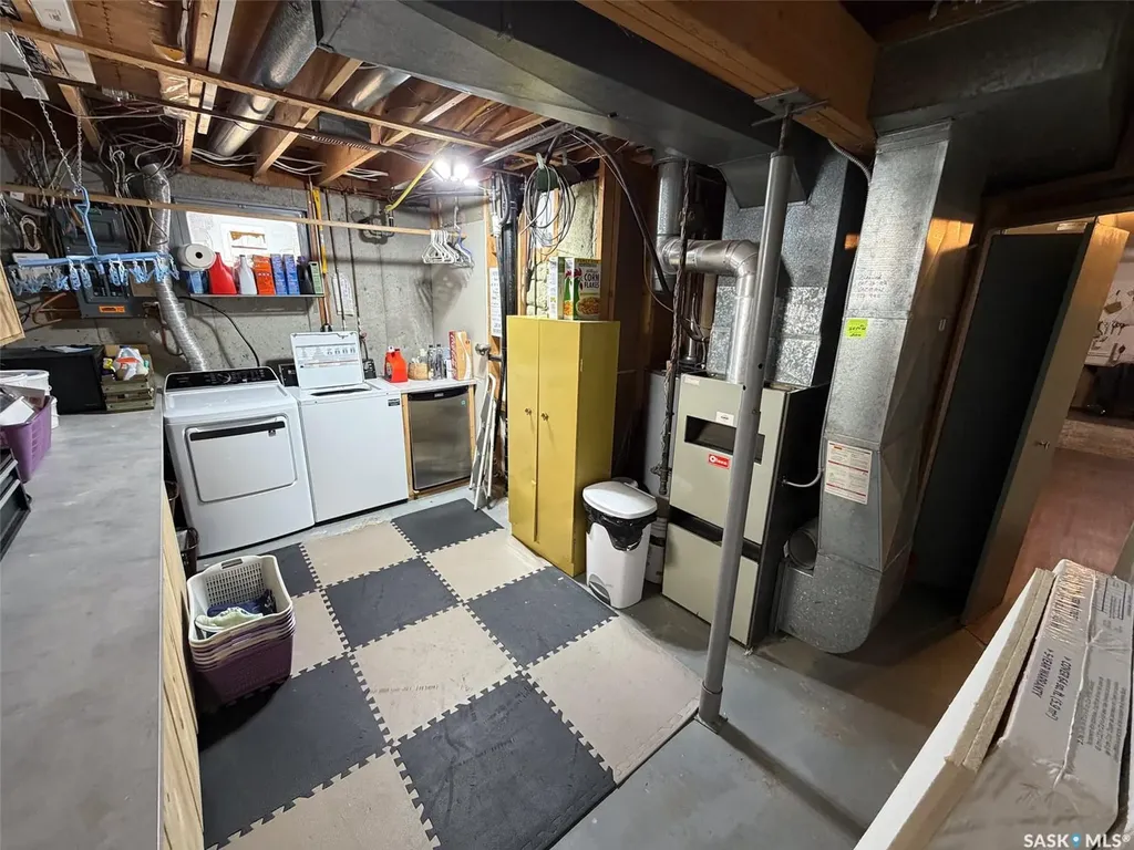 386 4th Street E Shaunavon SK S0N 2M0