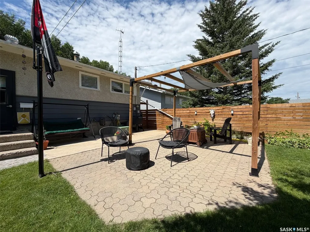 386 4th Street E Shaunavon SK S0N 2M0