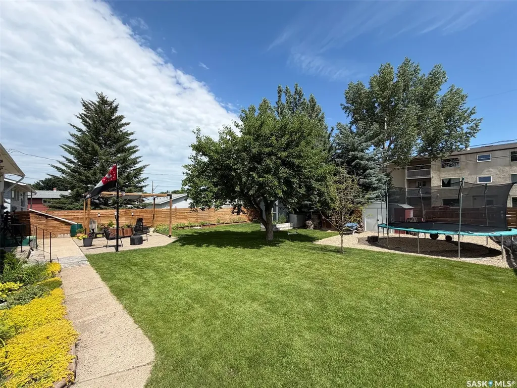 386 4th Street E Shaunavon SK S0N 2M0