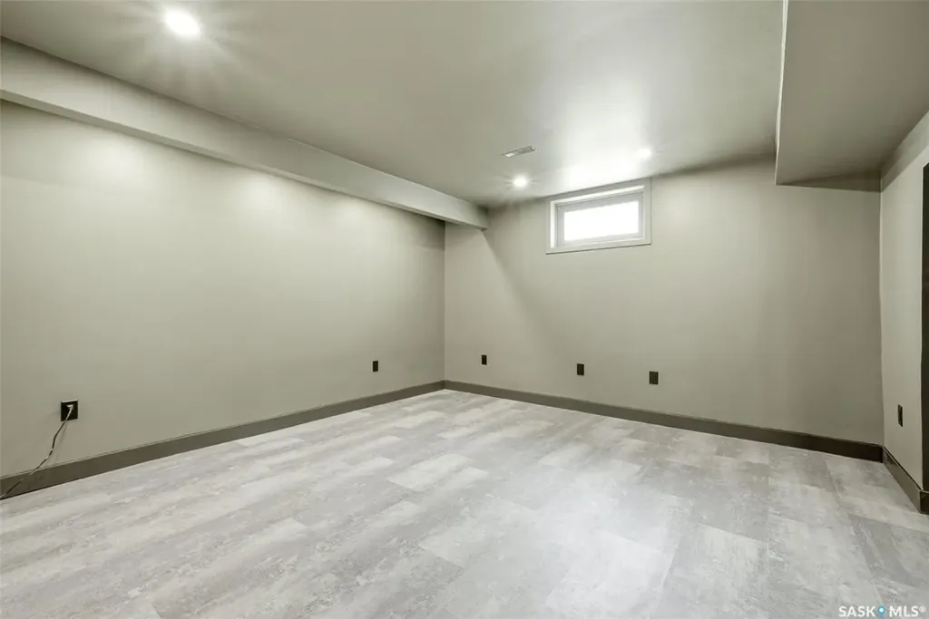 3620 King Street Regina SK S4S 2J1