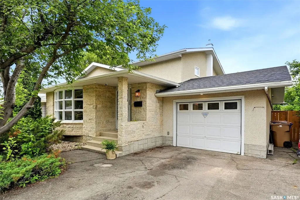3620 King Street Regina SK S4S 2J1