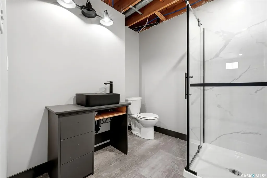 3620 King Street Regina SK S4S 2J1