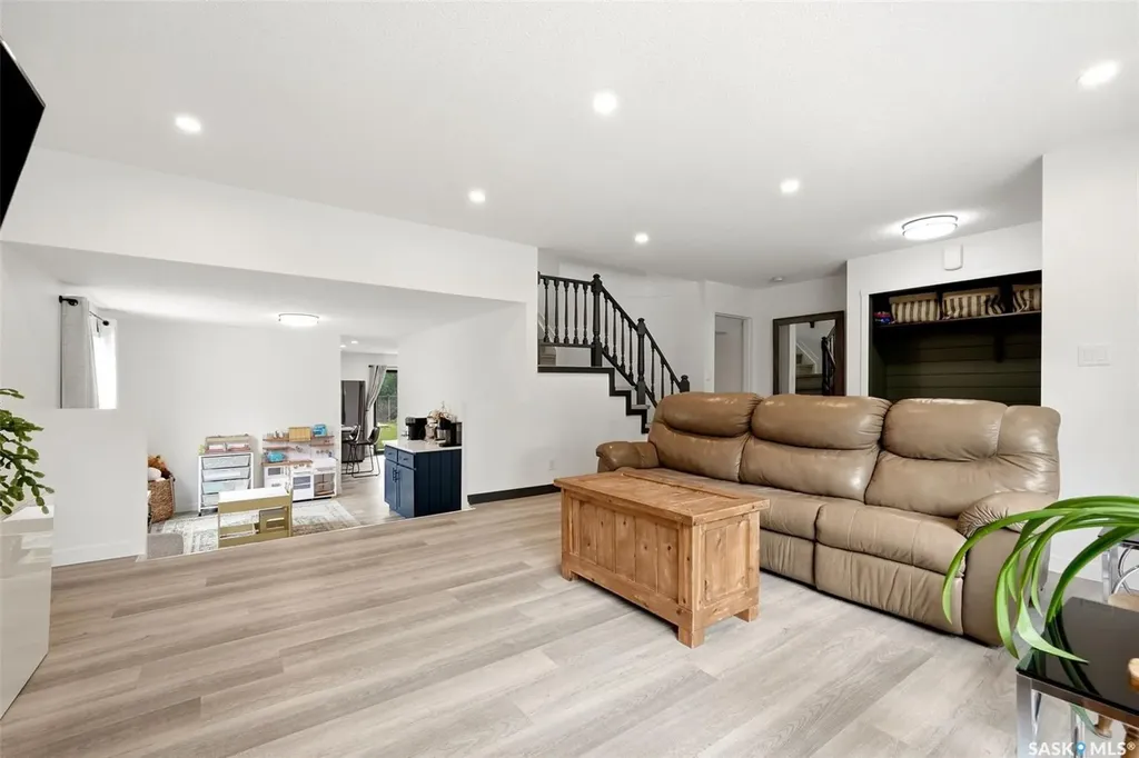 3620 King Street Regina SK S4S 2J1