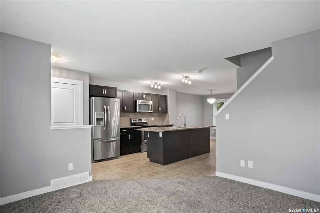 4406 Green Olive Way Regina SK S4V 3H5