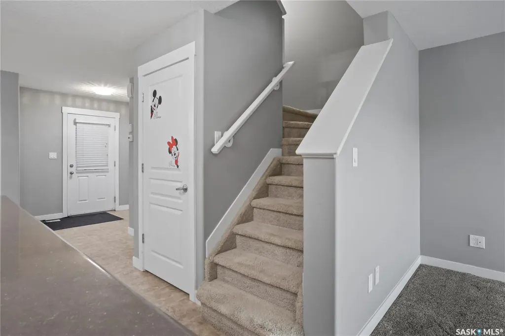 4406 Green Olive Way Regina SK S4V 3H5