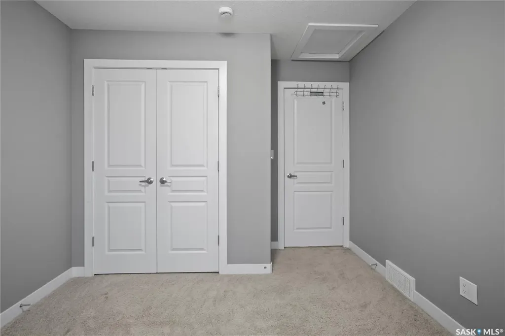 4406 Green Olive Way Regina SK S4V 3H5