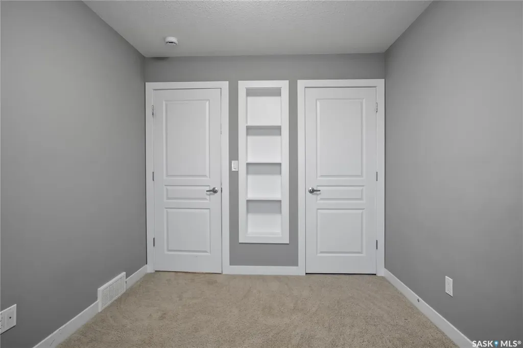 4406 Green Olive Way Regina SK S4V 3H5