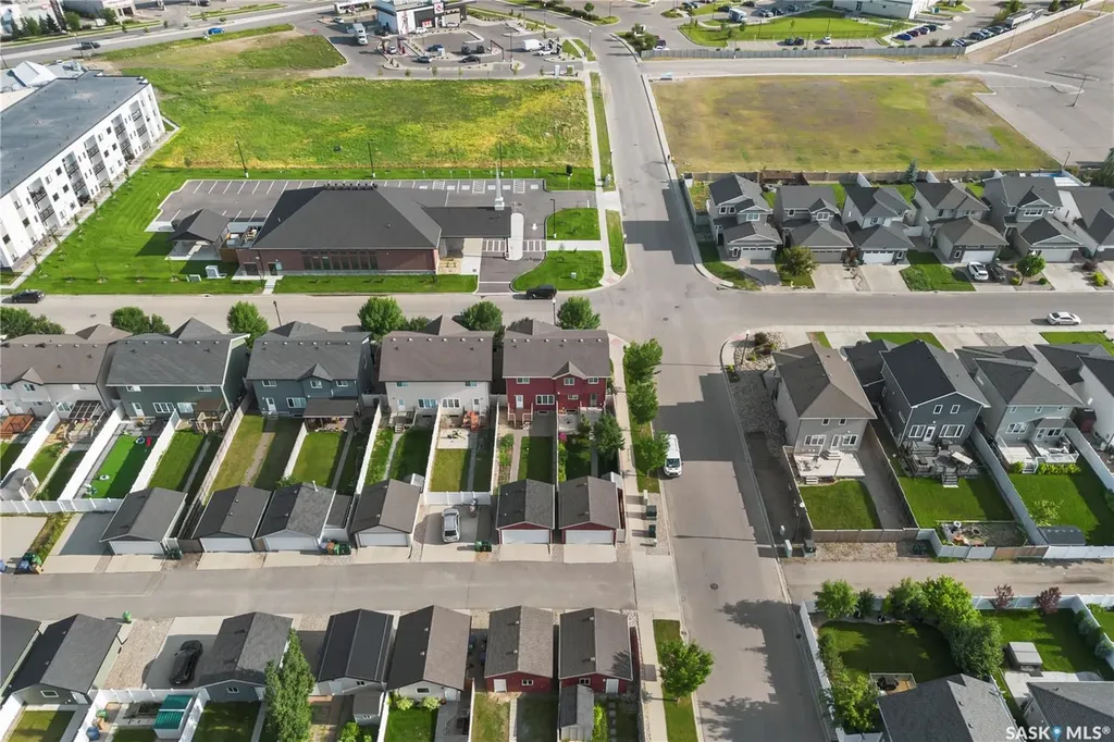 4406 Green Olive Way Regina SK S4V 3H5