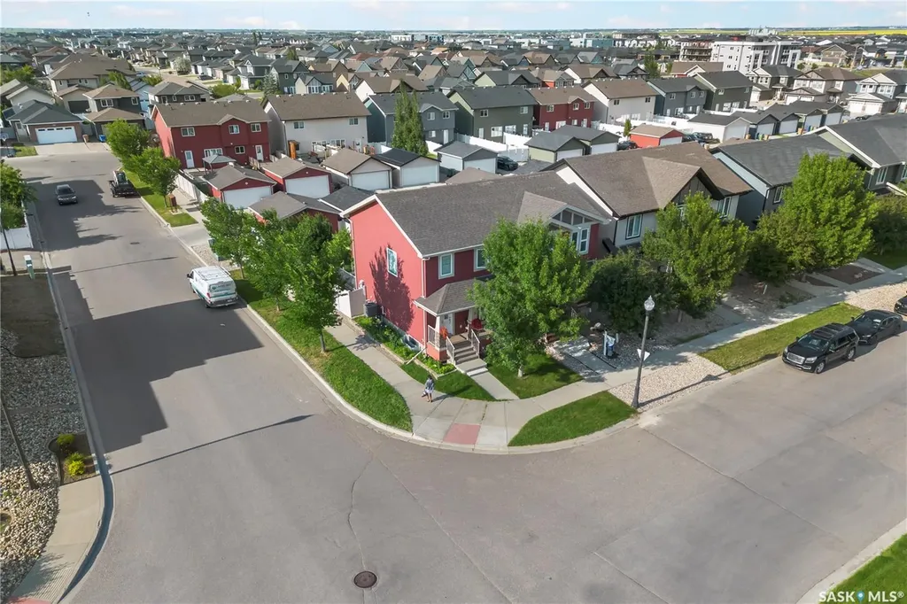 4406 Green Olive Way Regina SK S4V 3H5
