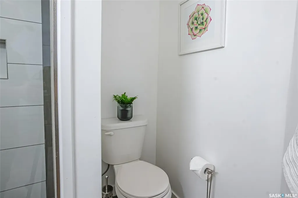 1206 Elevator Road Saskatoon SK S7J 2R8