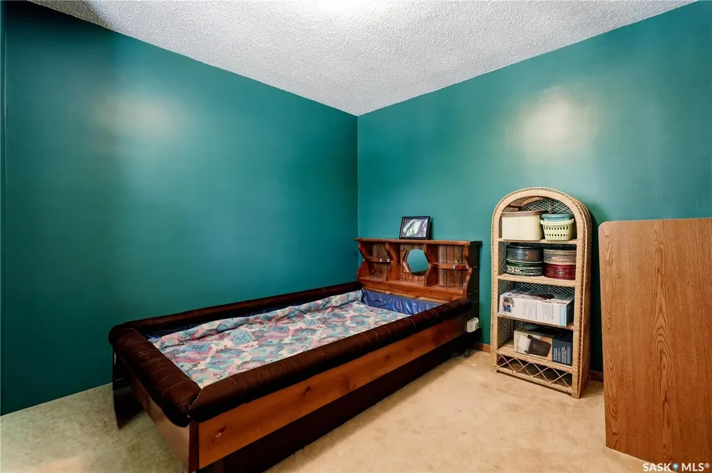 501 3rd Street E Watrous SK S0K 4T0