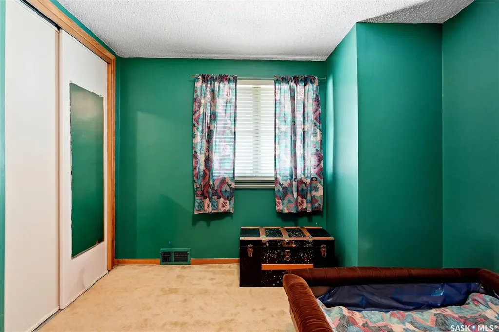 501 3rd Street E Watrous SK S0K 4T0