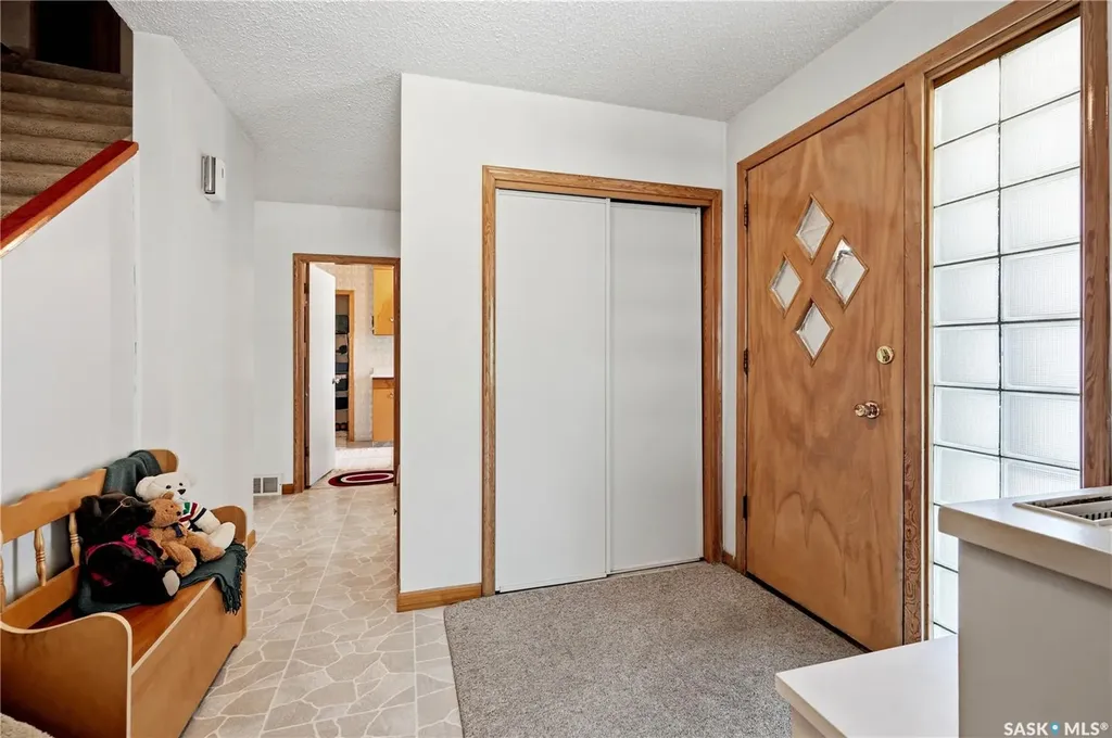 501 3rd Street E Watrous SK S0K 4T0