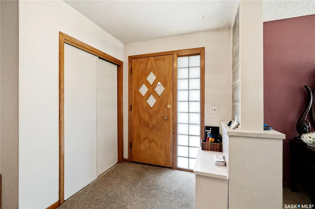501 3rd Street E Watrous SK S0K 4T0