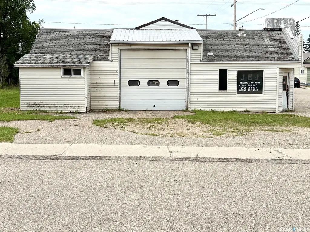 316 Taylor Avenue Yorkton SK S0A 3V0