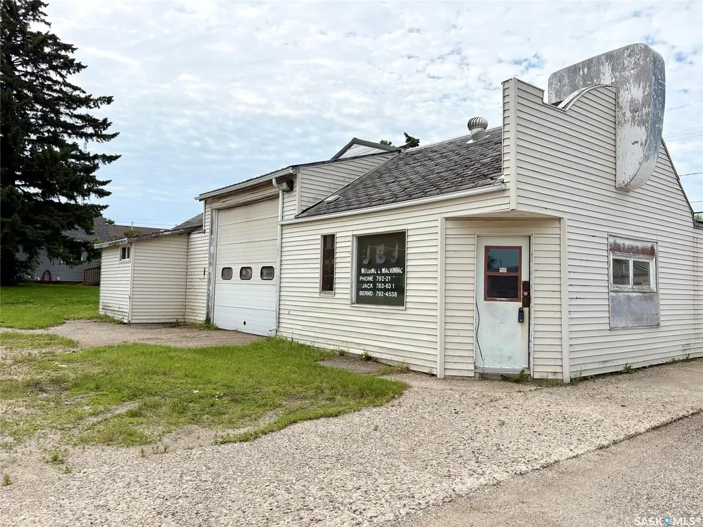 316 Taylor Avenue Yorkton SK S0A 3V0