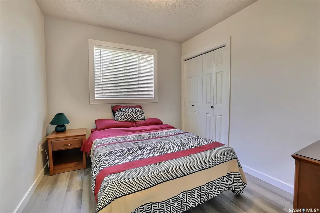 122 Edenwold Crescent Regina SK S4R 8A3