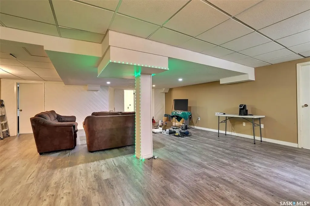 122 Edenwold Crescent Regina SK S4R 8A3