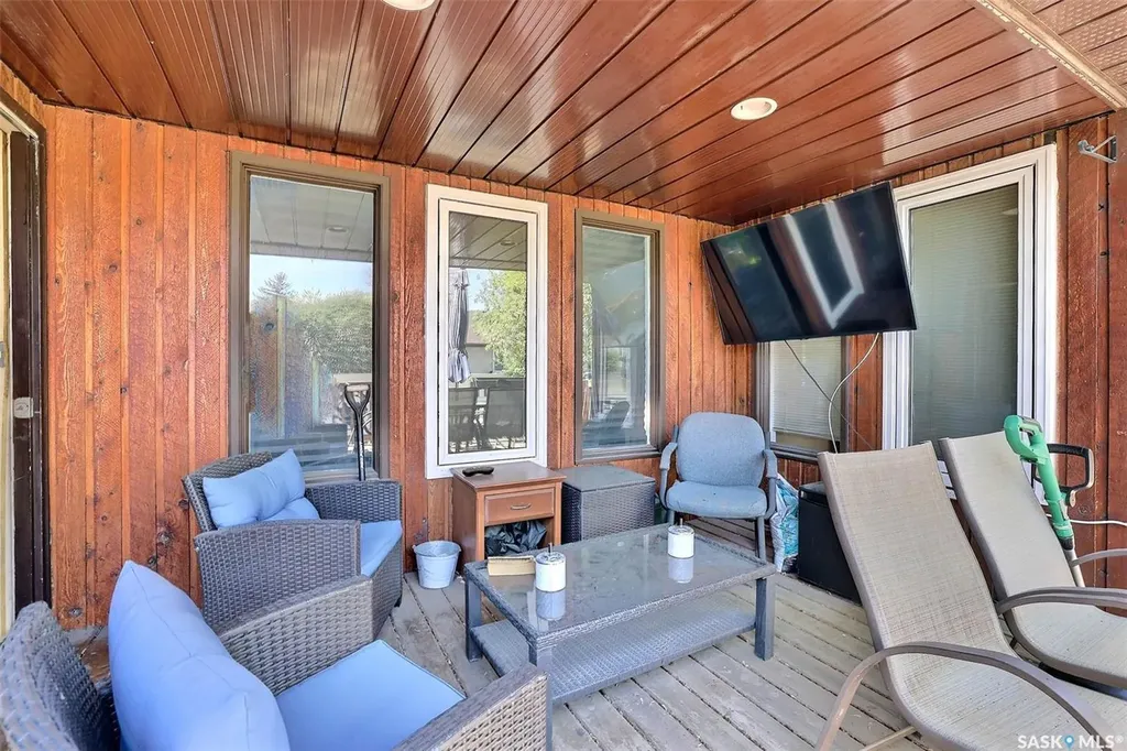 122 Edenwold Crescent Regina SK S4R 8A3
