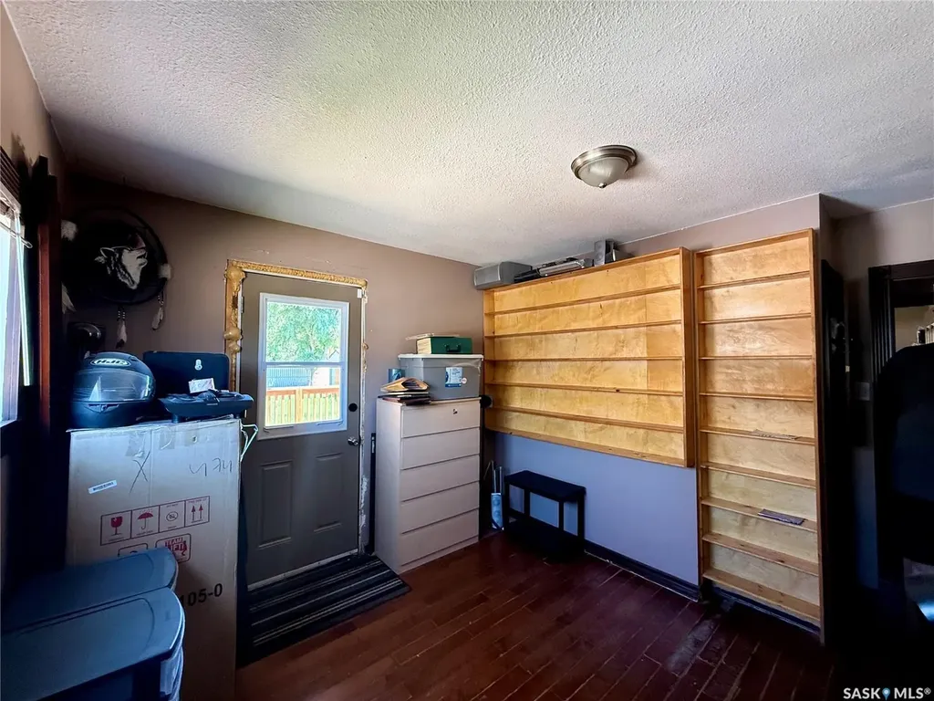 12 6th Street Crescent W Kindersley SK S0L 1S0