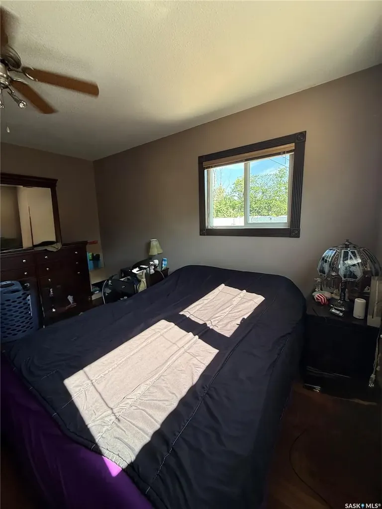 12 6th Street Crescent W Kindersley SK S0L 1S0
