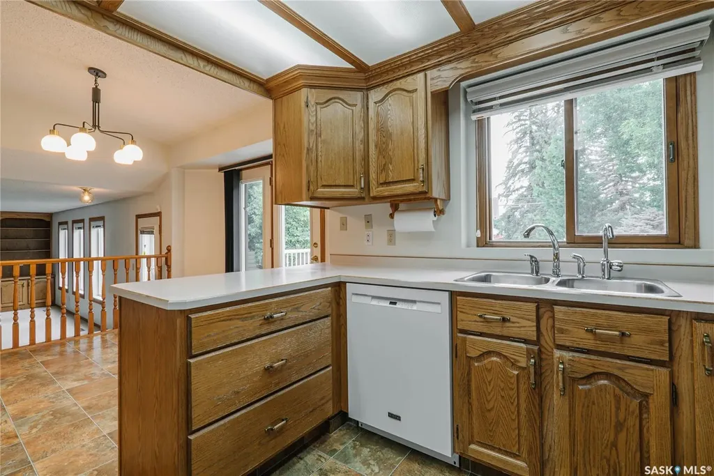 3338 Calder Crescent Saskatoon SK S7J 4W5