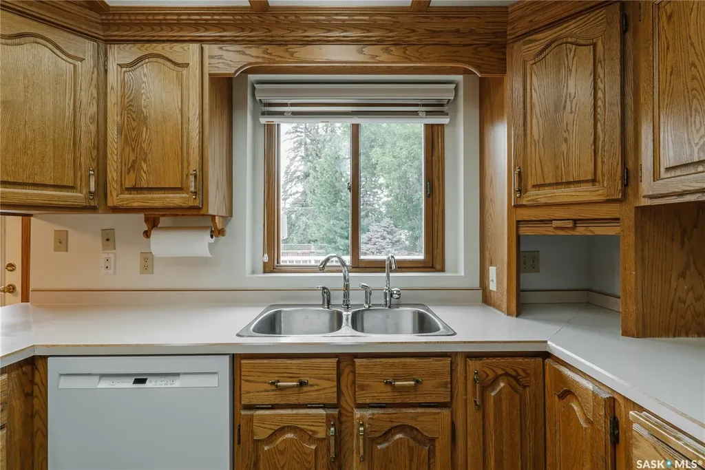 3338 Calder Crescent Saskatoon SK S7J 4W5