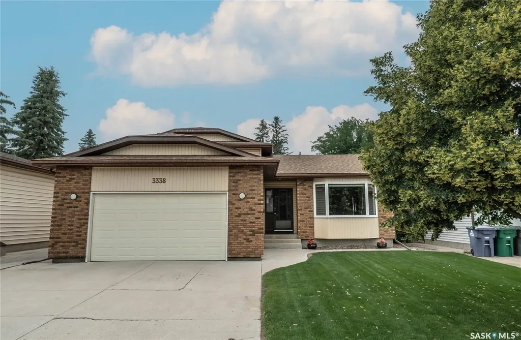 3338 Calder Crescent Saskatoon SK S7J 4W5