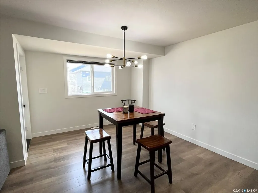 222 Nightingale Road Saskatoon SK S7L 6Y1