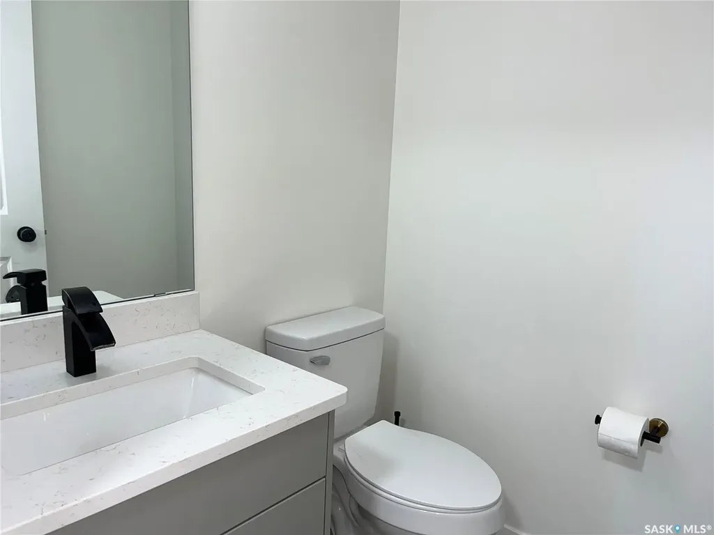 222 Nightingale Road Saskatoon SK S7L 6Y1