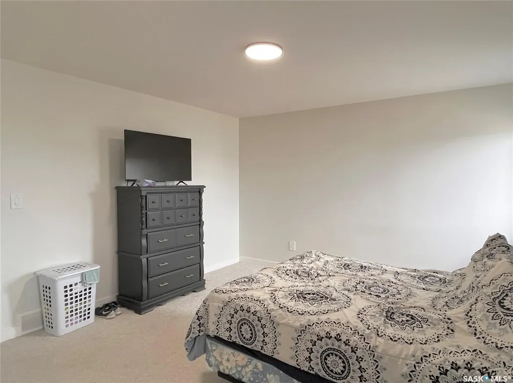 222 Nightingale Road Saskatoon SK S7L 6Y1