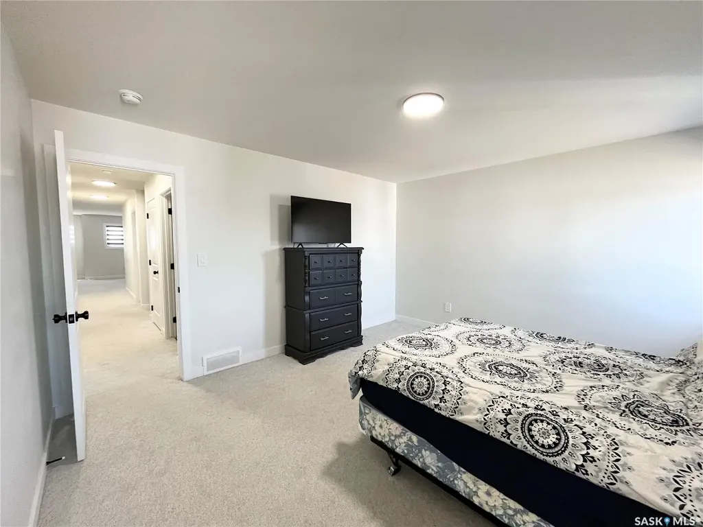 222 Nightingale Road Saskatoon SK S7L 6Y1