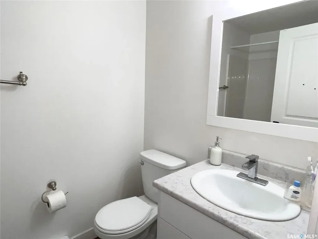 222 Nightingale Road Saskatoon SK S7L 6Y1