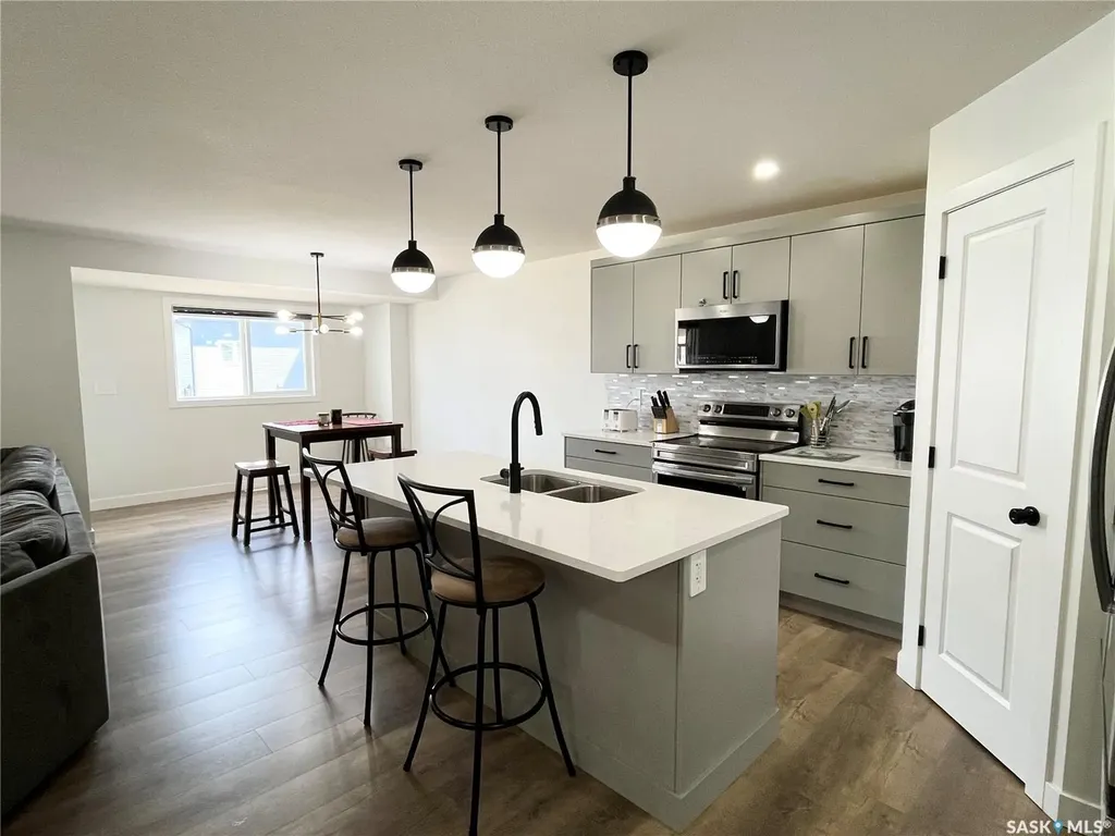 222 Nightingale Road Saskatoon SK S7L 6Y1