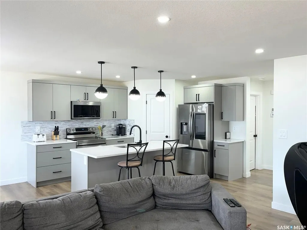 222 Nightingale Road Saskatoon SK S7L 6Y1