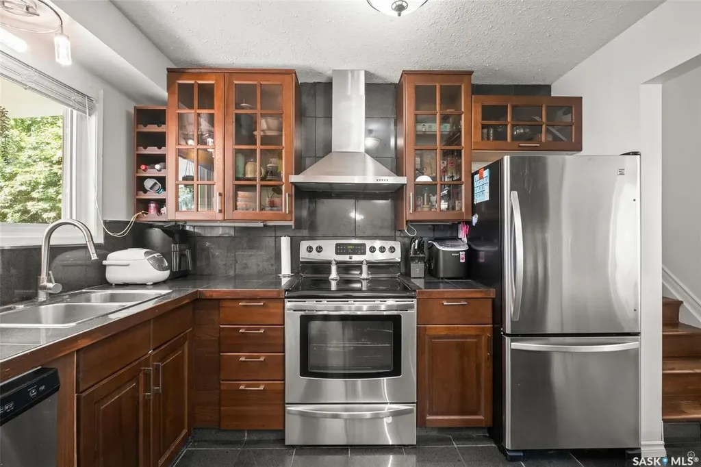 3075 Sherman Drive Prince Albert SK S6V 7H5