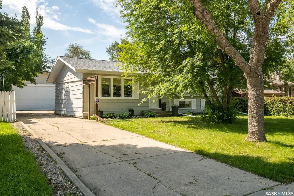 3075 Sherman Drive Prince Albert SK S6V 7H5